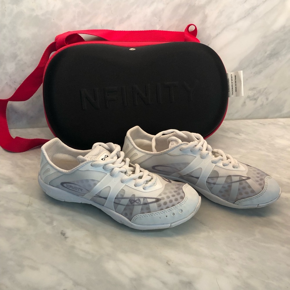 NFINITY Vengeance Cheer Shoes Size 5 with case